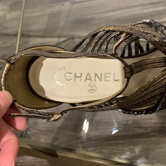 Chanel Heels - Picture 11 of 11